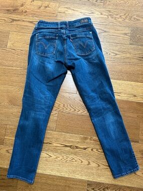 Levi’s W 31 Length 32 Women’s too super low 524